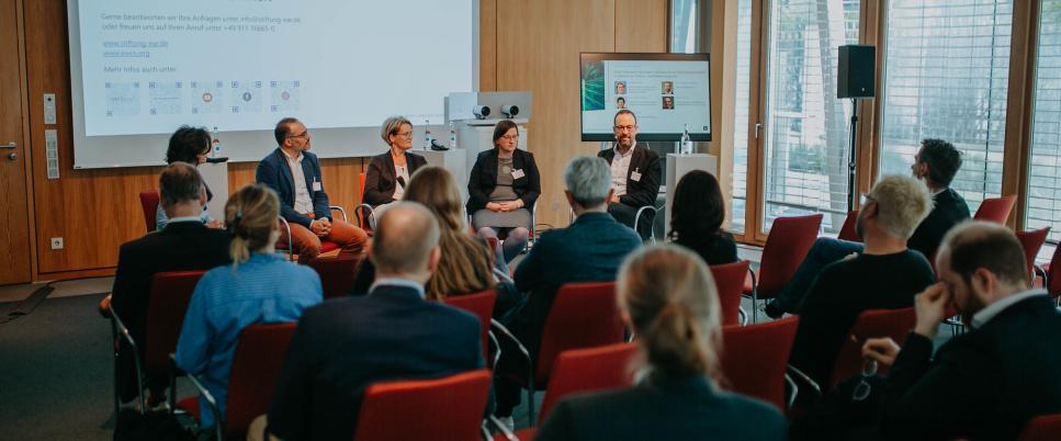 Panel DSS 2025