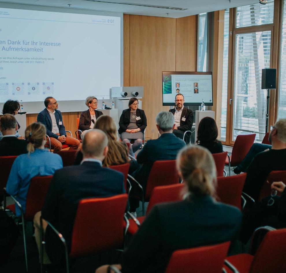 Panel DSS 2025